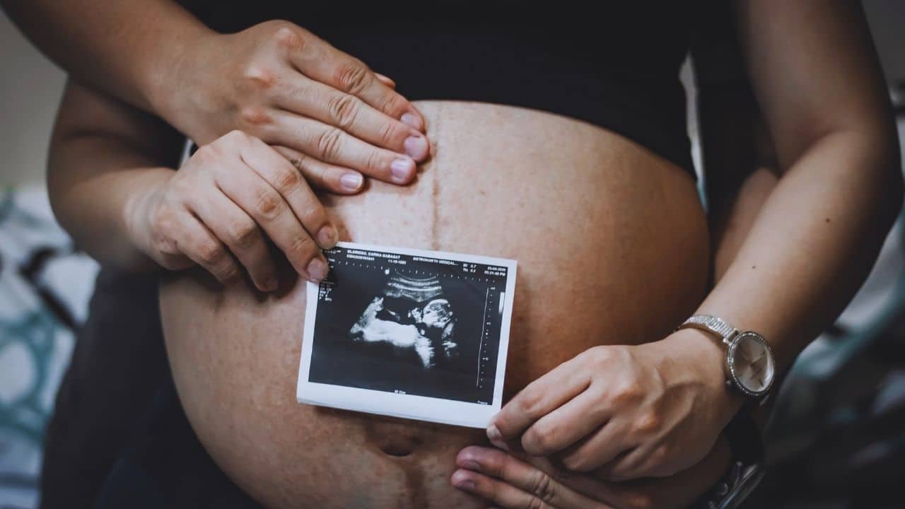 Bebek Anne Karnında Nasıl Nefes Alır