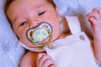 Bebeklerde Pamukçuk Nasıl Geçer